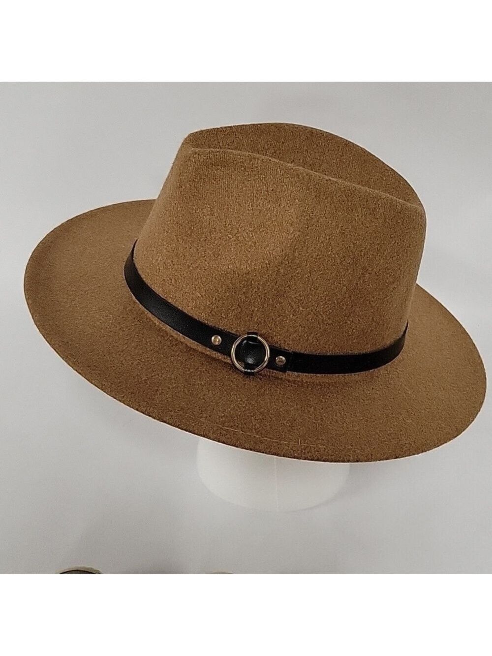 NWOT Camel Fedora w/Black Band & Gold Tone Hardware